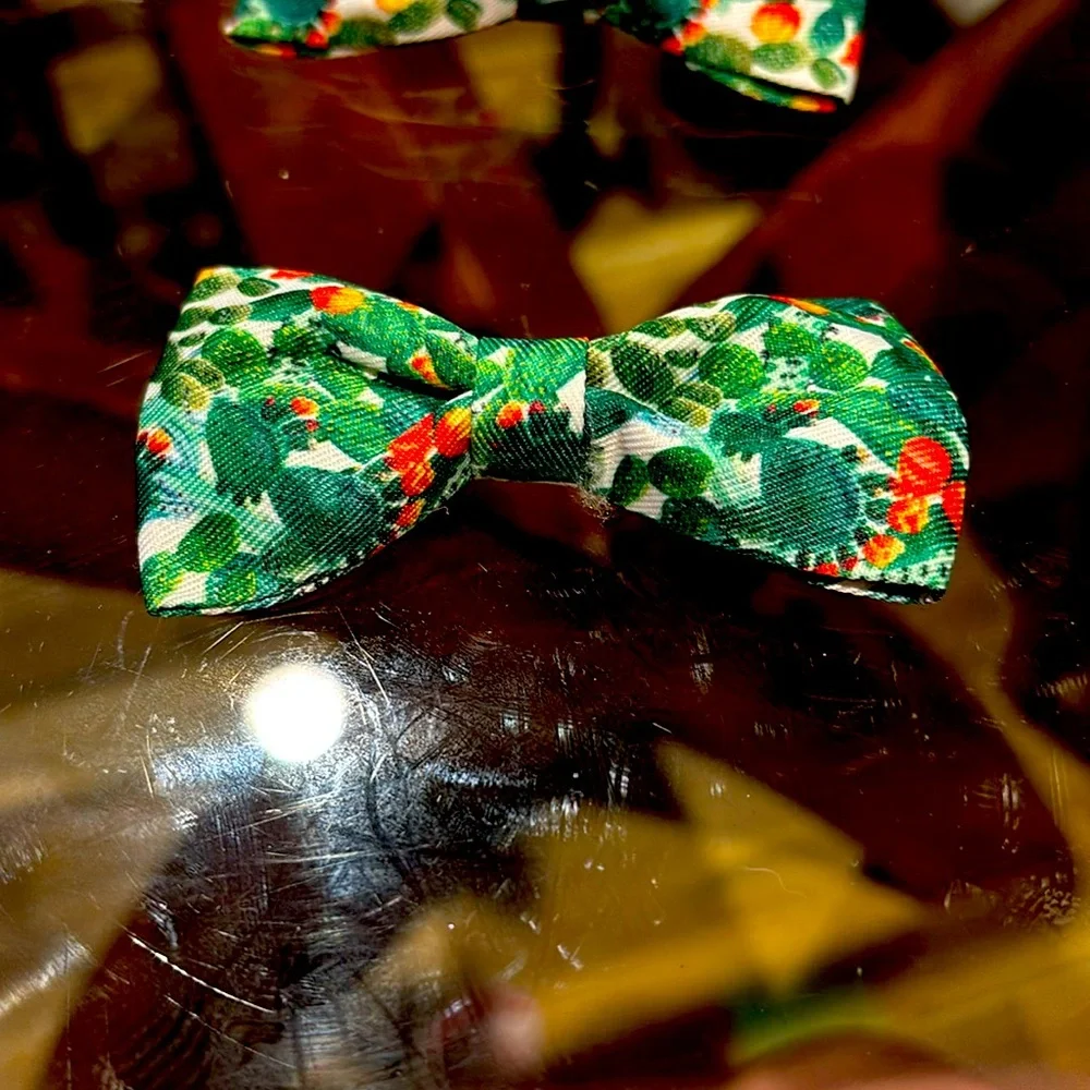 Dog or cat bow tie